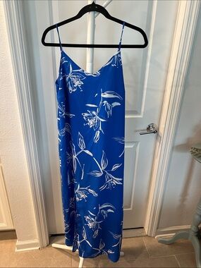 Blue Floral Slip Maxi Dress with call out